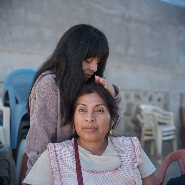 Nunca olvides que te estamos esperando, nunca esperes que te olvidemos