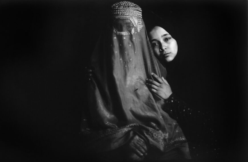 Afeganistão sob uma nova luz